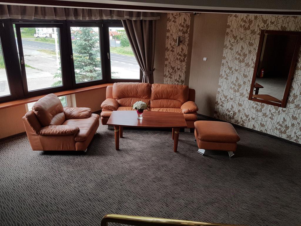 Hotel Texicana Sulechow Luaran gambar