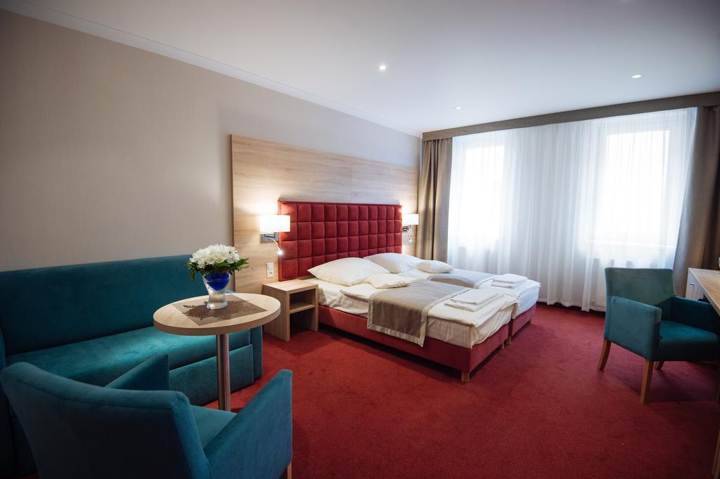 Hotel Texicana Sulechow Luaran gambar