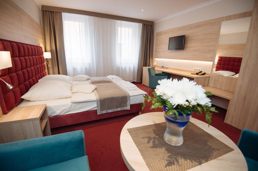 Hotel Texicana Sulechow Luaran gambar