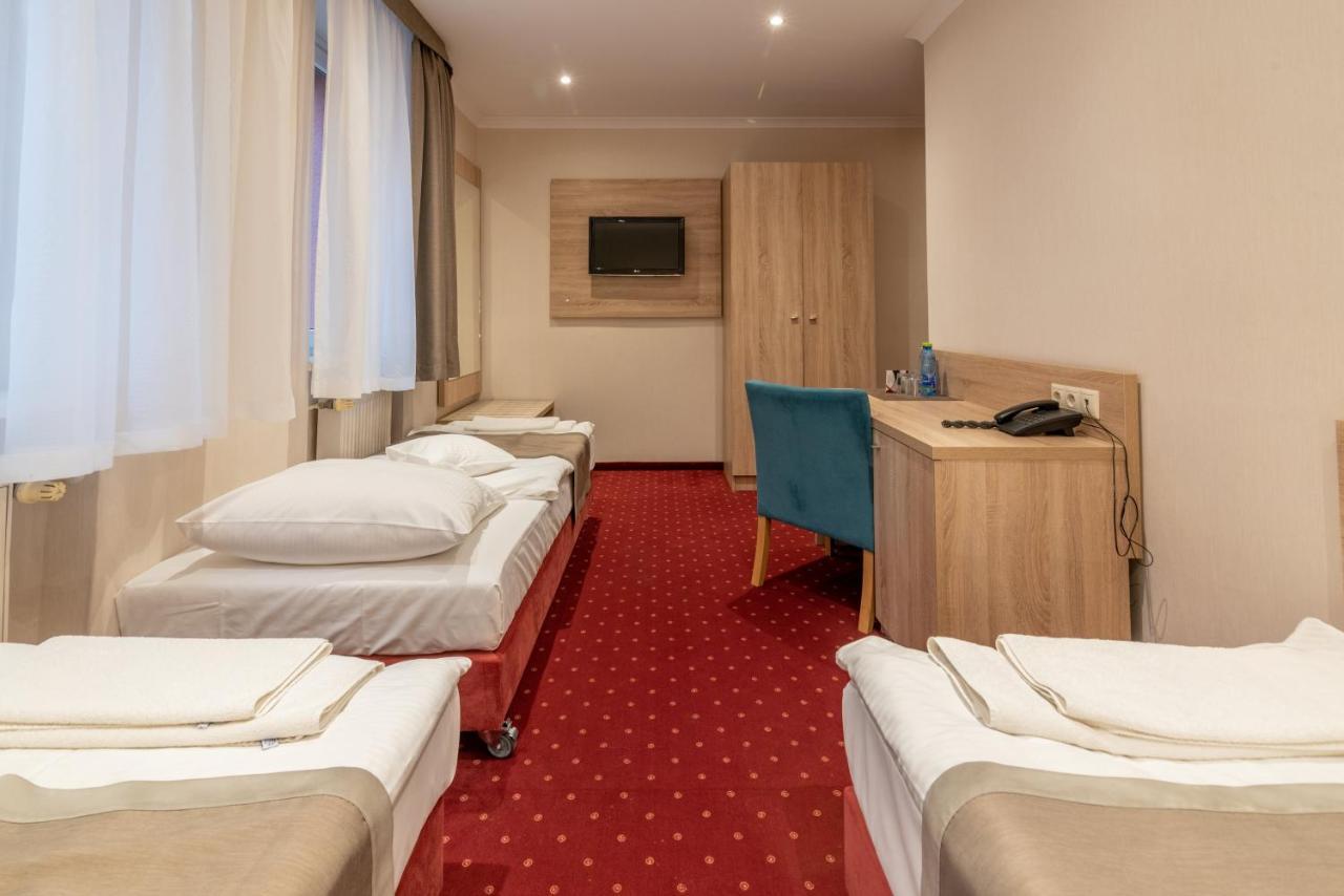 Hotel Texicana Sulechow Luaran gambar