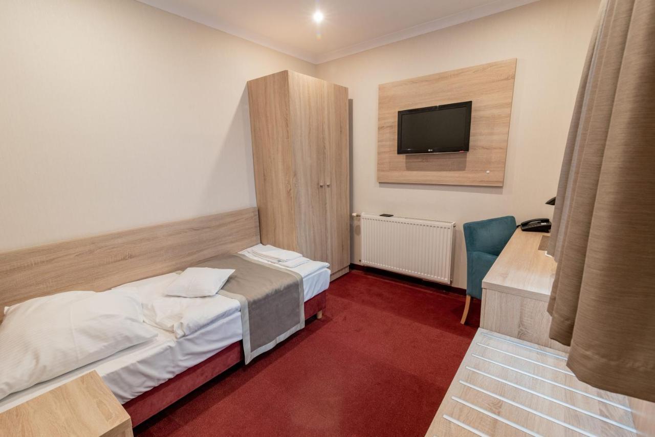 Hotel Texicana Sulechow Luaran gambar