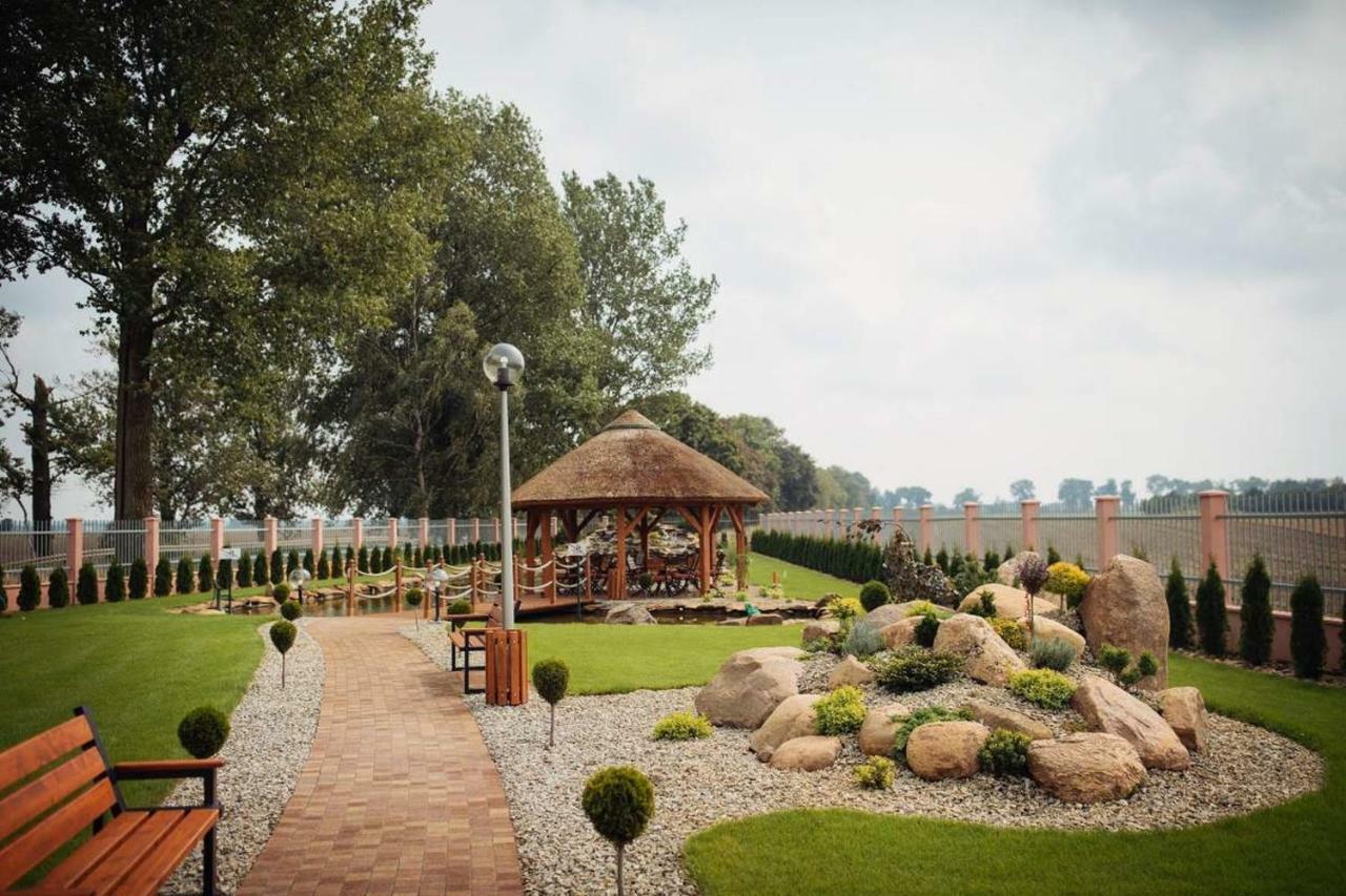 Hotel Texicana Sulechow Luaran gambar